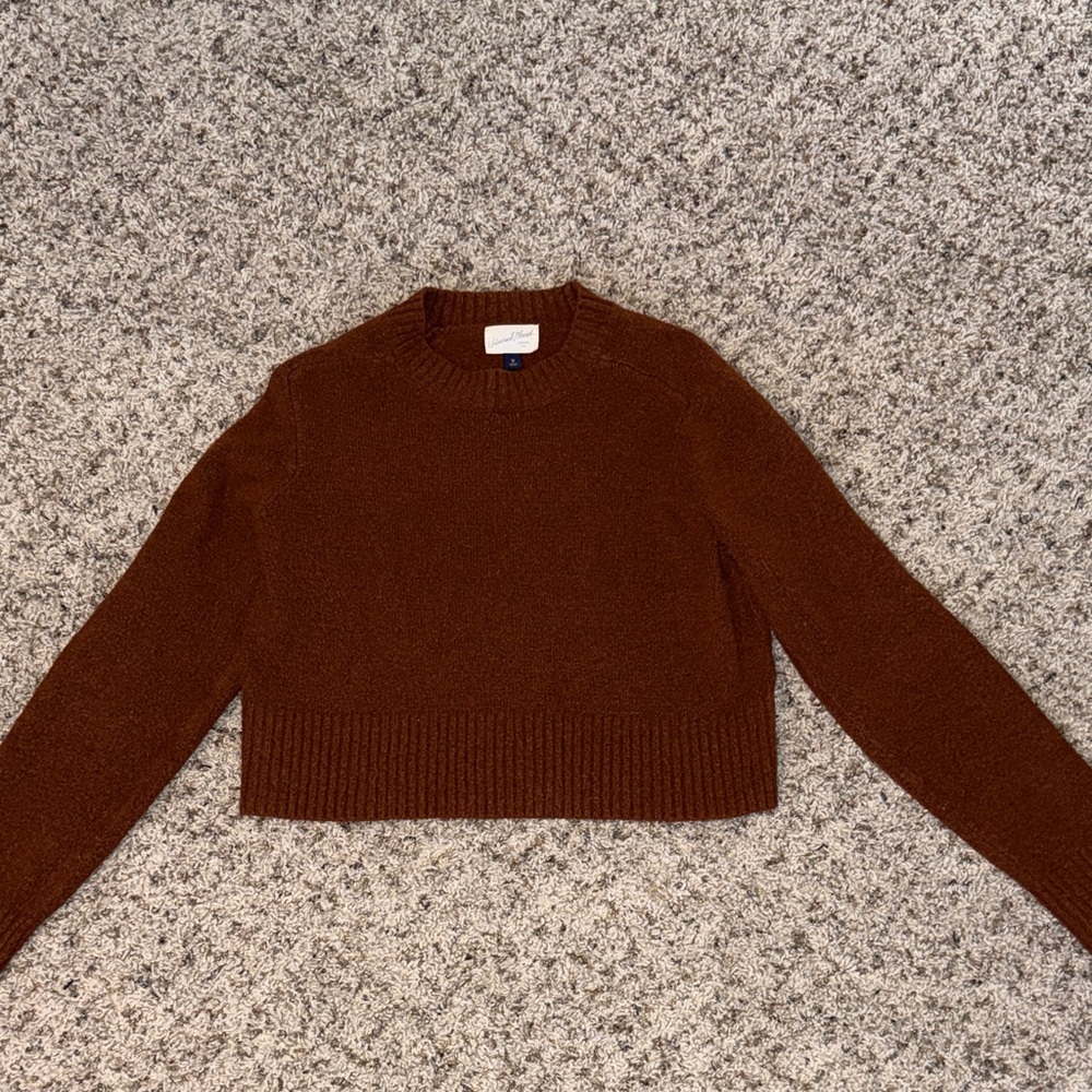 Universal Thread Rich Brown Crew Neck Sweater